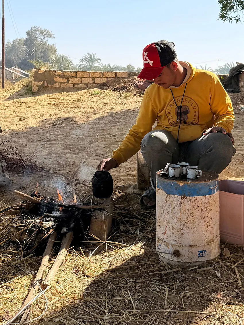 Bedouin life making tea